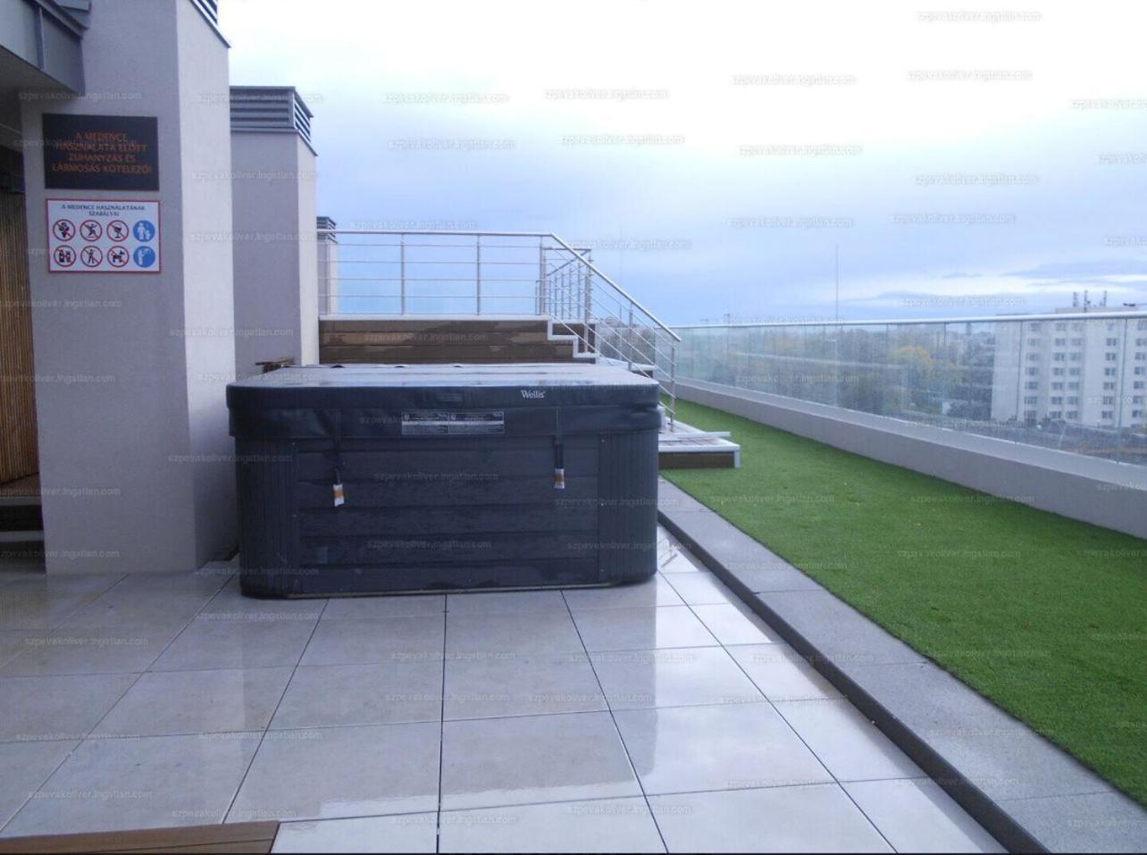 Koris Pool Apartments 布达佩斯 外观 照片